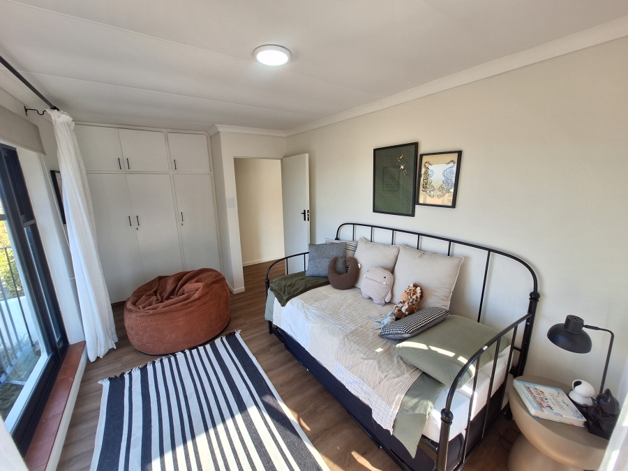 4 Bedroom Property for Sale in Wavecrest Eastern Cape